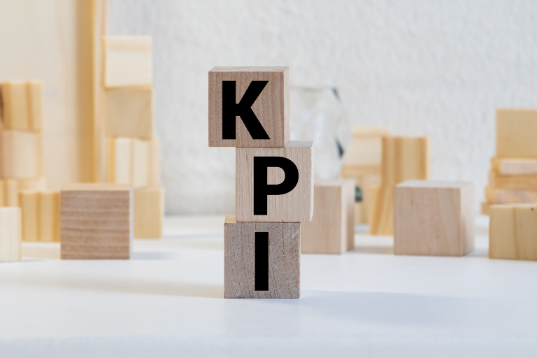 KPI đánh giá mức độ hoàn thành mục tiêu